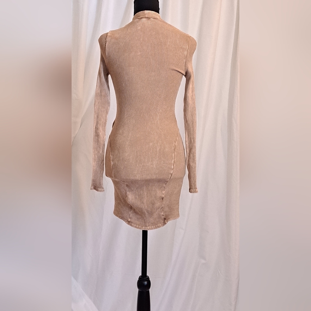 #025.B Swank A Posh Sz M (6-8) / Taupe / Cut Out Mini Dress - Picture 5 of 14